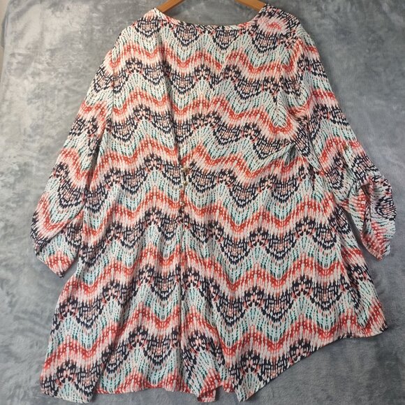 Cato Woman Plus Abstract Button Top 18/20W Multicolor Boho Artsy Lightweight Top - Picture 4 of 12